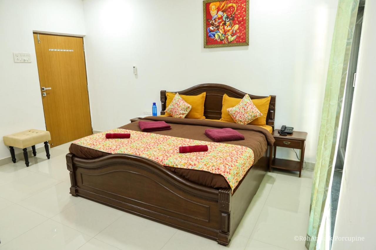 Surya Kiran Miramar Bed & Breakfast Panaji Dış mekan fotoğraf