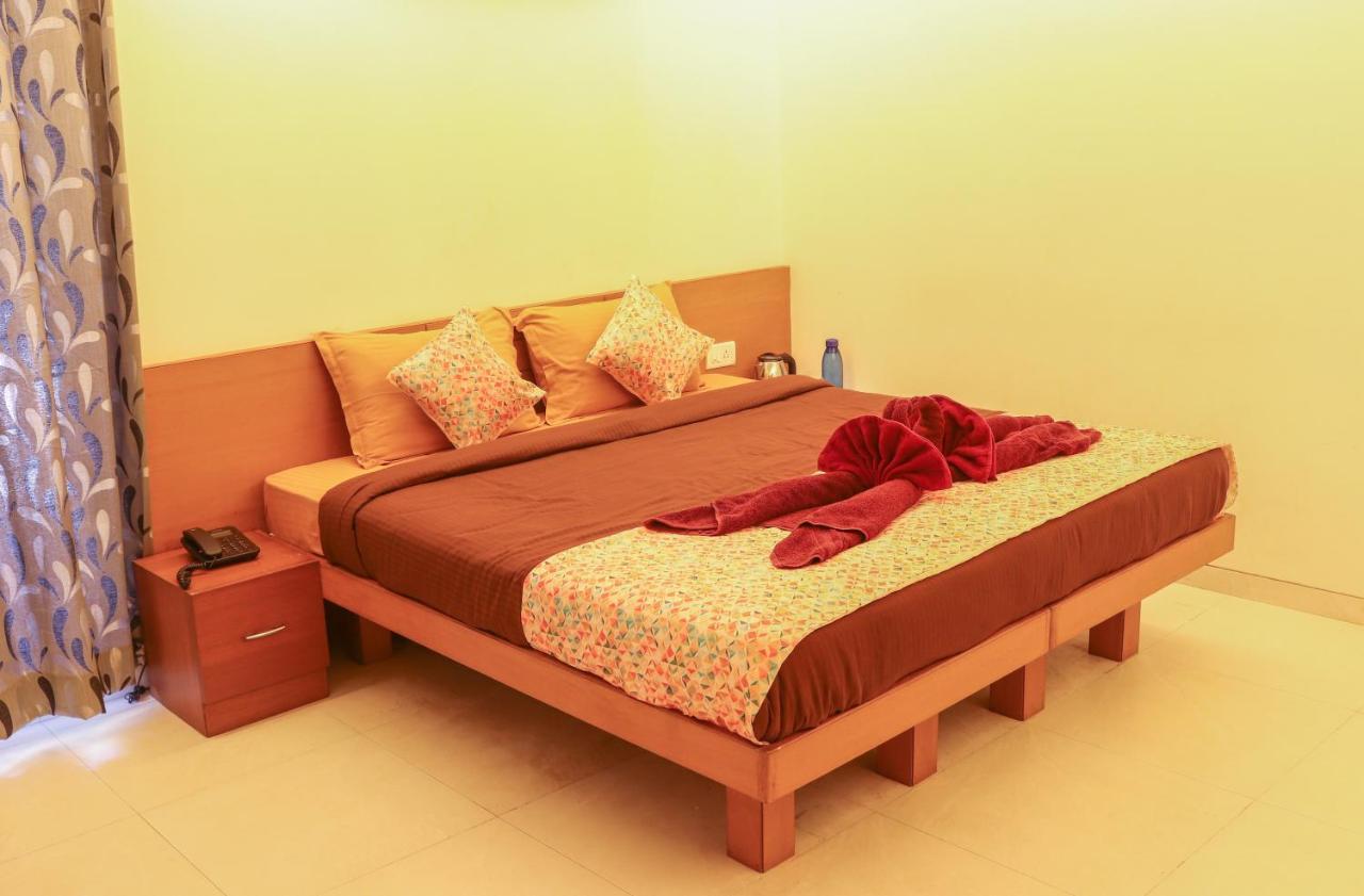 Surya Kiran Miramar Bed & Breakfast Panaji Dış mekan fotoğraf